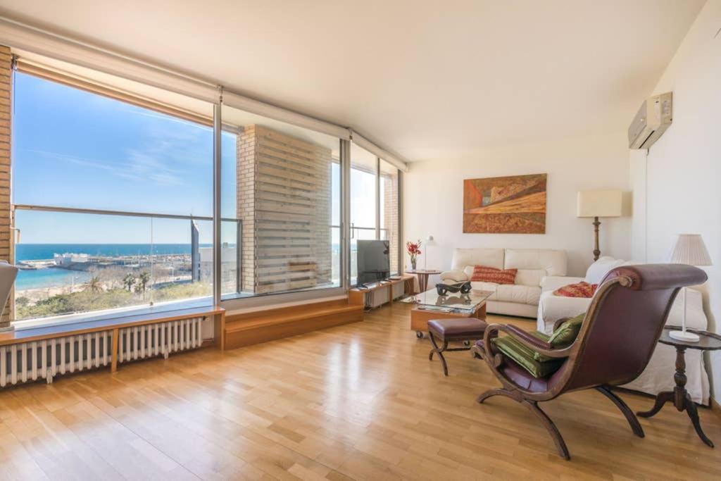 Sea Views & City Skyline Барселона Экстерьер фото